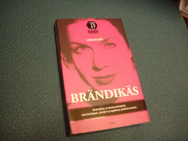 Lisa Sounio: BRÄNDIKÄS (6.p.2011) Sis.postikulut