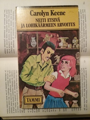 Carolyn Keene - Neiti Etsivä ja lohikäärmeen arvoitus (nid.)