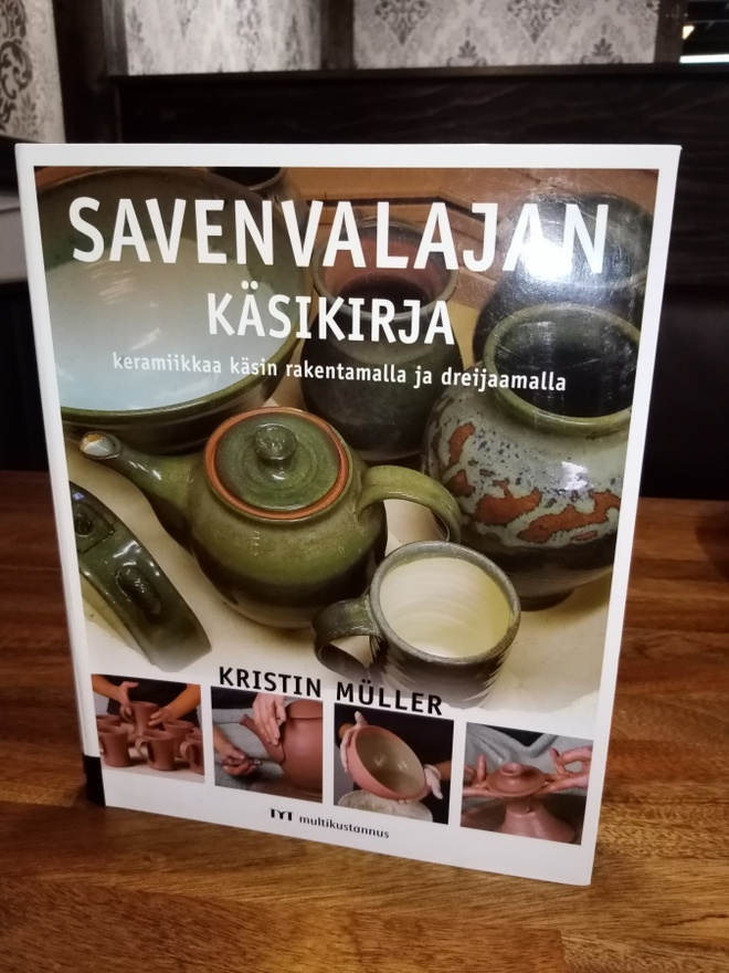 Muller :  Savenvalajan käsikirja ( SIS POSTIKULU)