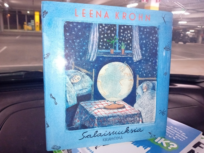 Leena Krohn  : Salaisuuksia ( SIS POSTIKULU  )