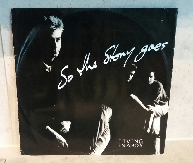 LIVING IN A BOX MAXI-SINKKU LIBX 3 1987 ENGLANTI