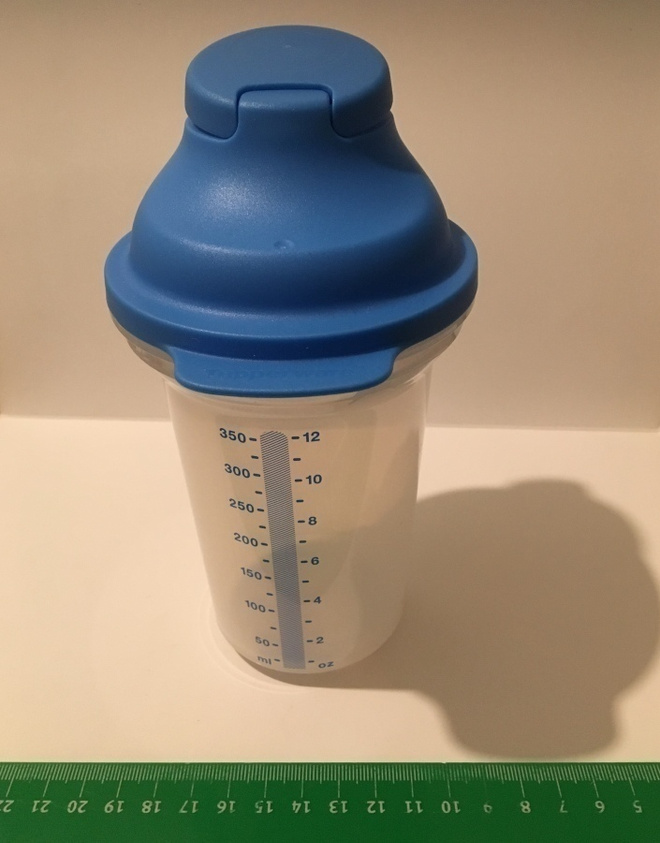 Tupperware Eazy Sekoitin 3,5 dl turkoosi kansi