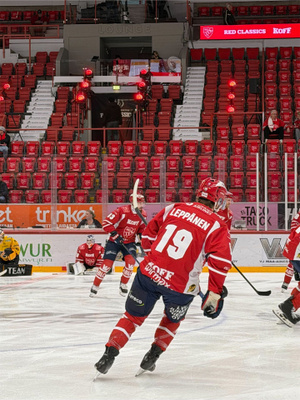 19 LEPPÄNEN, Game Worn