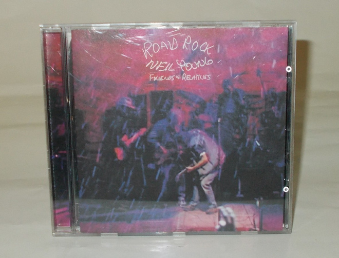 NEIL YOUNG: ROUND ROCK Vol.1  (HDCD)
