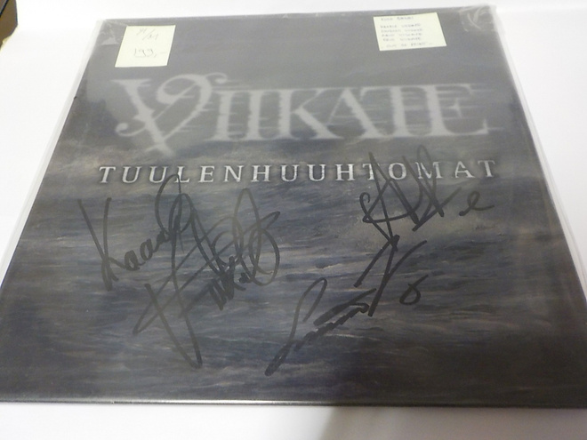 VIIKATE - TUULENHUUHTOMAT M/M LP NIMMAREILLA