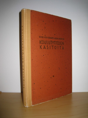 Aliina Soininen: Koulutyttöjen käsitöitä, 1. p 1953