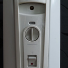 Öljytäytteinen sähköpatteri DeLonghi, 1000 W - pikkukuva 3