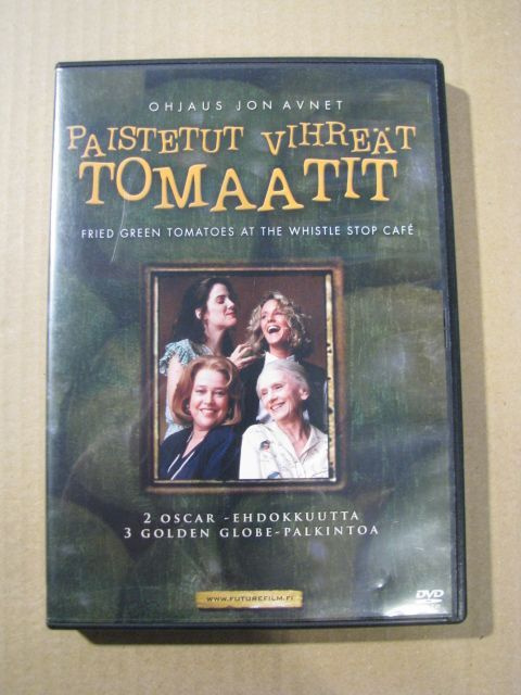 PAISTETUT VIHREÄT TOMAATIT ( Kathy Bates )