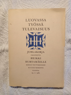 Luovassa työssä tulevaisuus juhlakirja