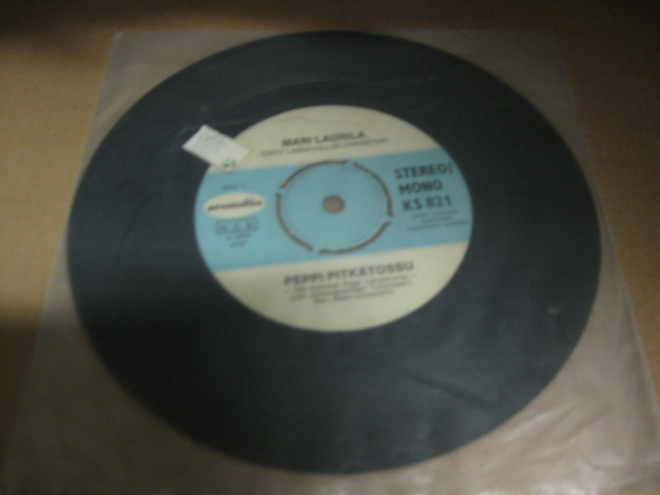MARI LAURINEN - PEPPI PITKÄTOSSU VG- 7"