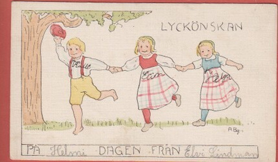 A Bgn Lapset juoksevat pihalla