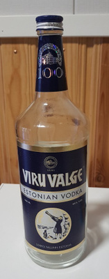 Vintage Viru Valge 1 litra pullo 1900-luku