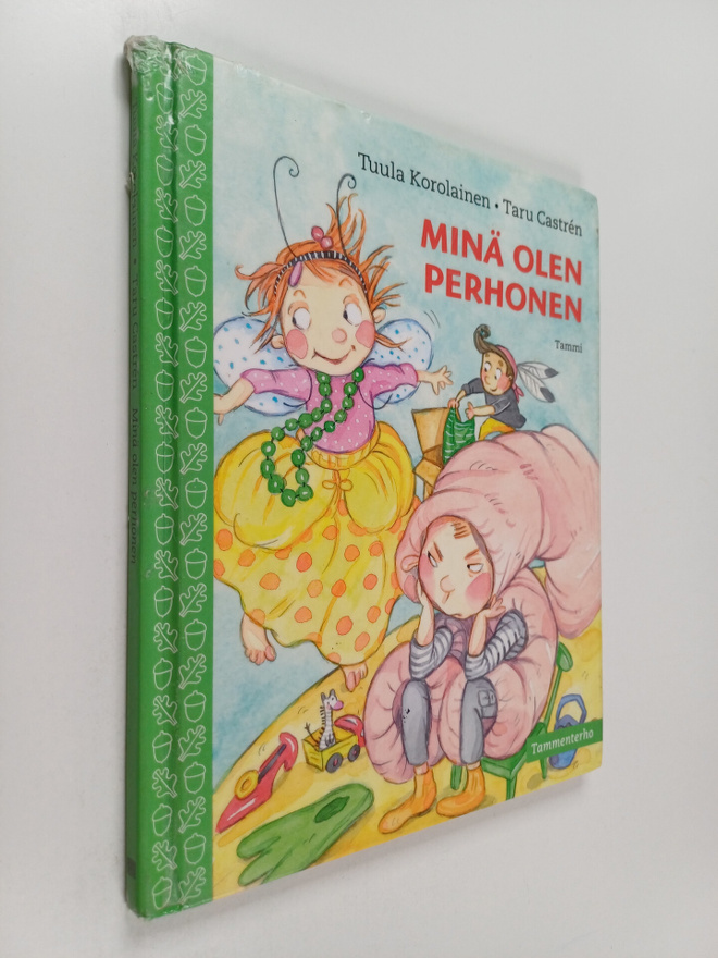 Taru Castren ym. : Minä olen perhonen