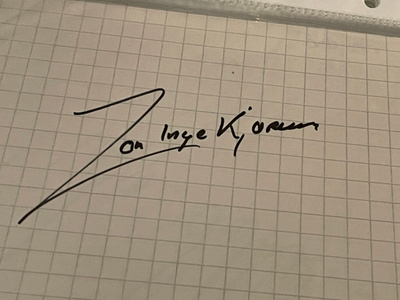 Jon Inge Kjørum nimikirjoitus paperilla