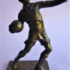 Figuuri Mies Pallo SPort metallia 24 cm korkea - pikkukuva 1