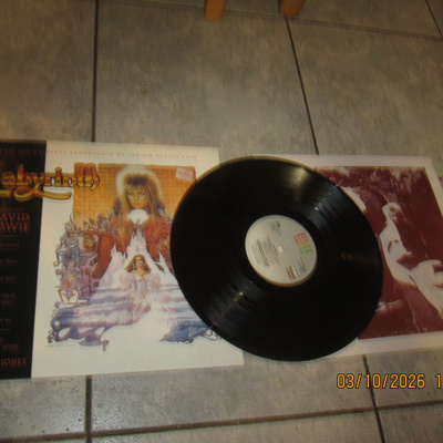 David Bowie – Labyrinth (From The Original LP v 1986