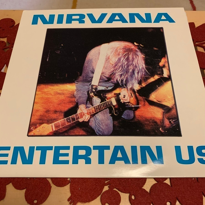 NIRVANA: Entertain Us .  *USA 1991