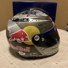 2010 Sebastian Vettel Red Bull Racing 1:2 Mini Helmet - pikkukuva 3