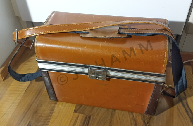 Wanhat kameralaukut 2kpl