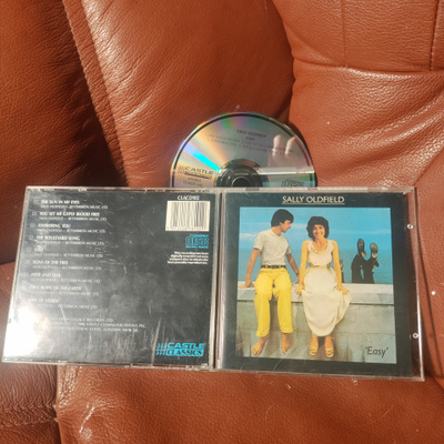 SALLY OLDFIELD -easy CD.