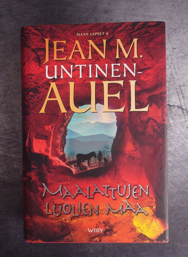 Jean M. Untinen-Auel : Maalattujen luolien maa