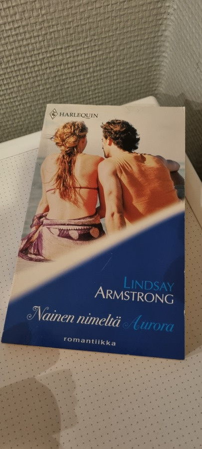 HARLEQUIN: Nainen nimeltä Aurora