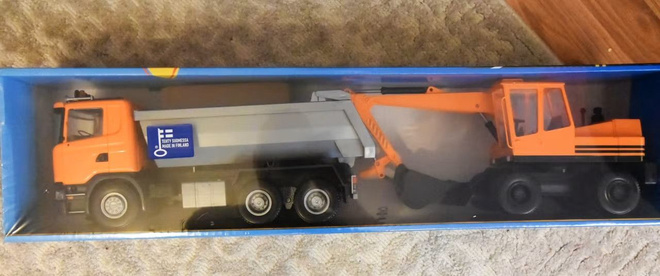 Emek Scania sora-auto ja kaivuri - avaamaton pakkaus