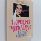 LouAnn Gaeddert : Täydelliset muukalaiset - pikkukuva 1