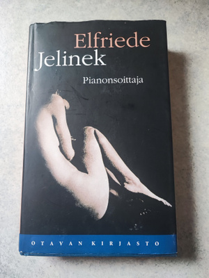 Pianonsoittaja Elfriede Jelinek