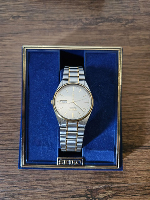 Seiko SQ Quartz 5H23-8A00 (1986)