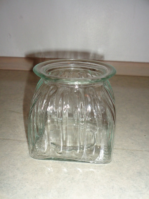 Kaunis lasipurkki