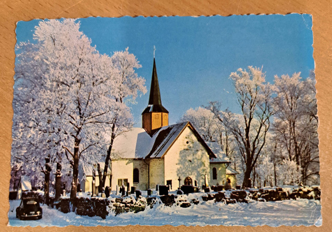 Talvinen kirkkokuva, kuvattu 1953, kulkenut