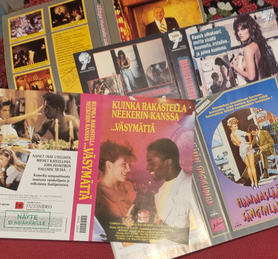 VHS-Kansilehtiä 16kpl dvd kansia 5kpl