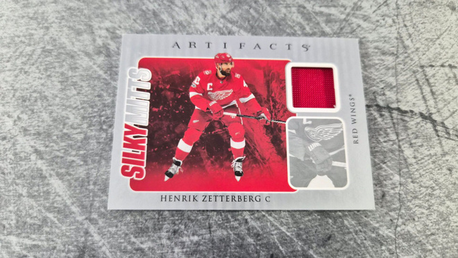 Henrik Zetterberg 2023-24 Artifacts Silky Mits