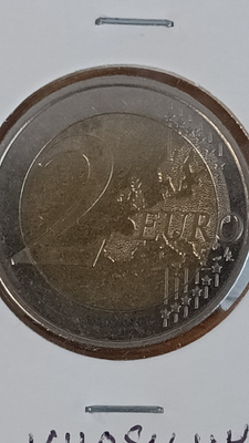 Suomi 2€ 2009 ysissä pieni valu virhe