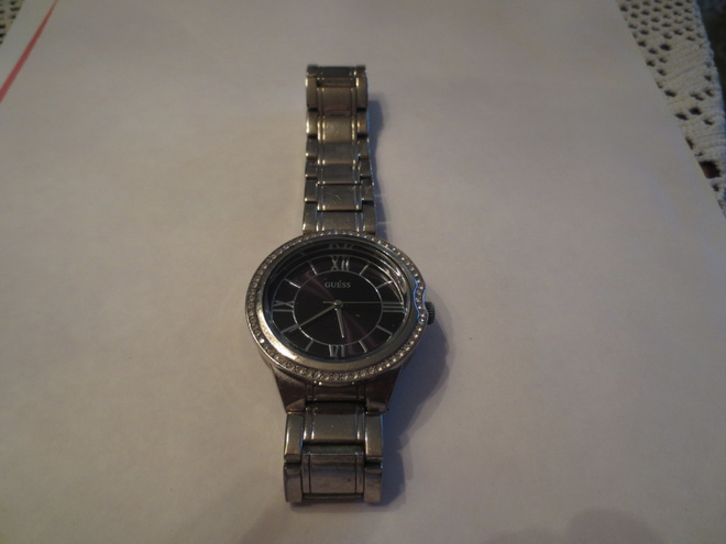 Naisten Guess, Quartz