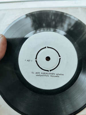 Ahti Karjalainen 7"