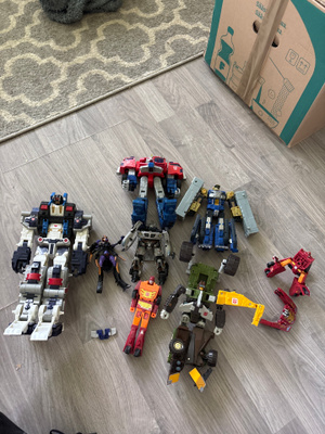 Transformers figuureja 8 kpl