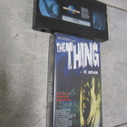 The thing -Se jokin -  vhs (pikkukoppainen ) - pikkukuva 1