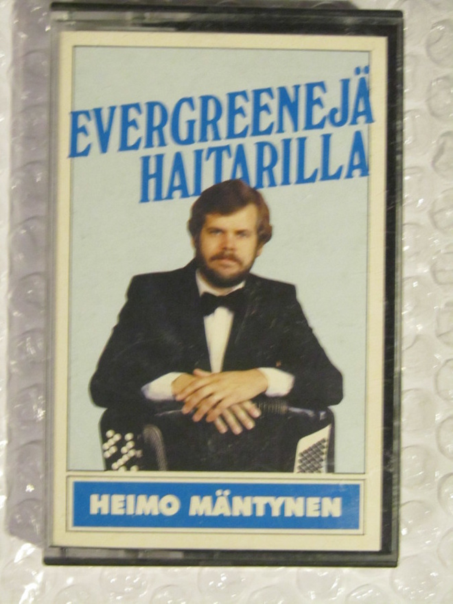 Heimo Mäntynen • Evergreenejä haitarilla C-Kasetti