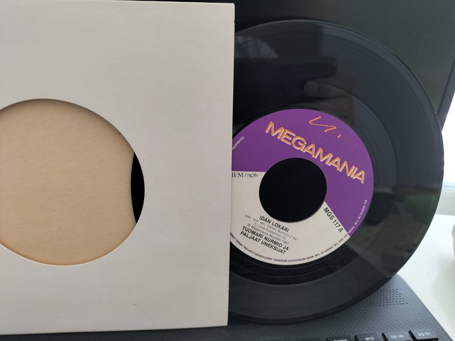 TUOMARI NURMIO, Idän Lokari / Pillerit, 7'' -87