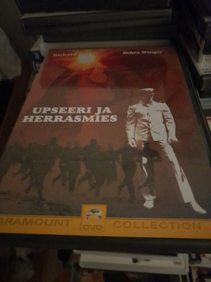 upseeri ja herrasmies