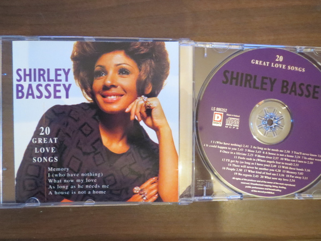 Shirley Bassey: 20 Great Love Songs CD