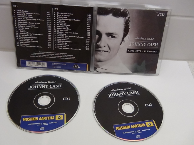 JOHNNY  CASH,  40 -SUOSIKKIA  -  TUPLA