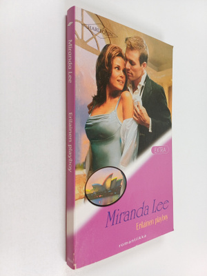 Miranda Lee : Erilainen playboy