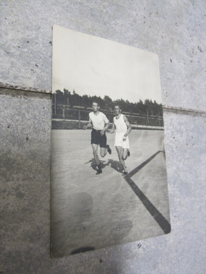 KOLEHNMAISET VANHA POSTIKORTTI