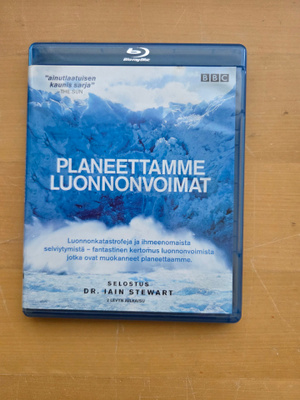 PLANEETTAMME LUONNONVOIMAT . BLU RAY . IAIN STEWART .