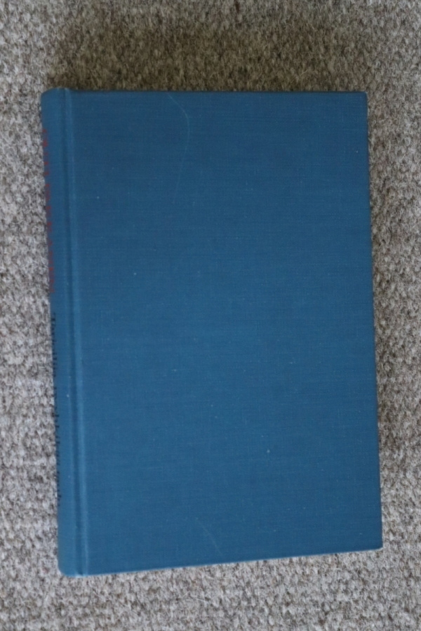 Outi Pakkanen : Tarjoilija, pyyhkikää taulu ( 2.p. 1986 )
