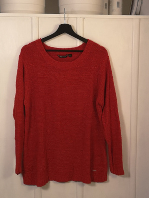 Pirteän punainen neule XXL my wear