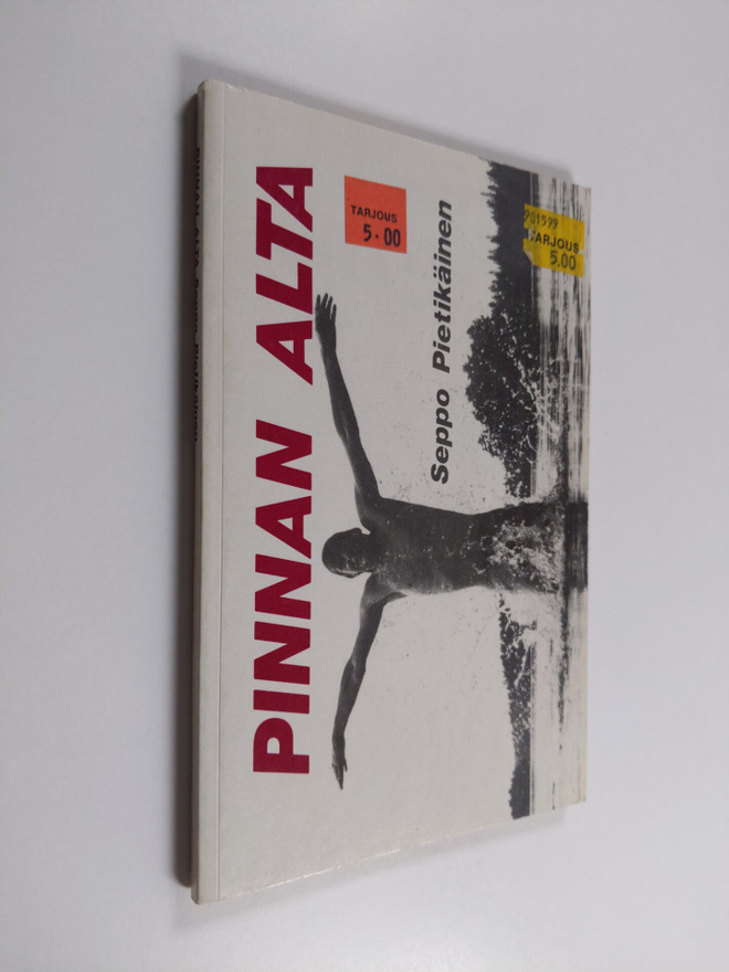 Seppo Pietikäinen : Pinnan alta : runoja